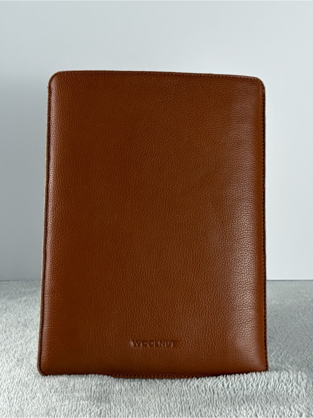 Woolnut laptop case Designed in Sweden premium leather with wool lining